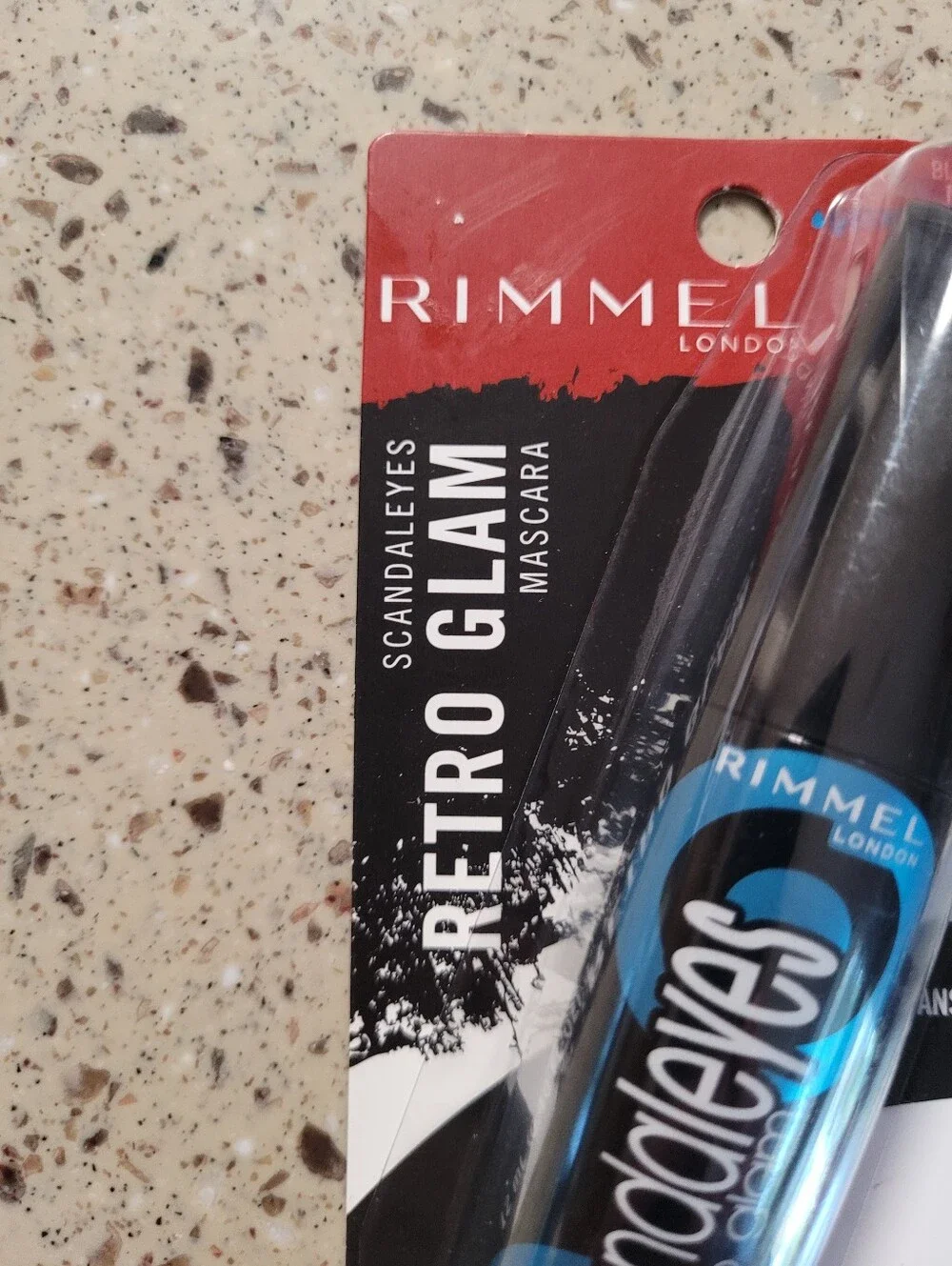 3 Rimmel Scandaleyes Retro Glam Waterproof Volume Mascara #001 Black Bold Look
